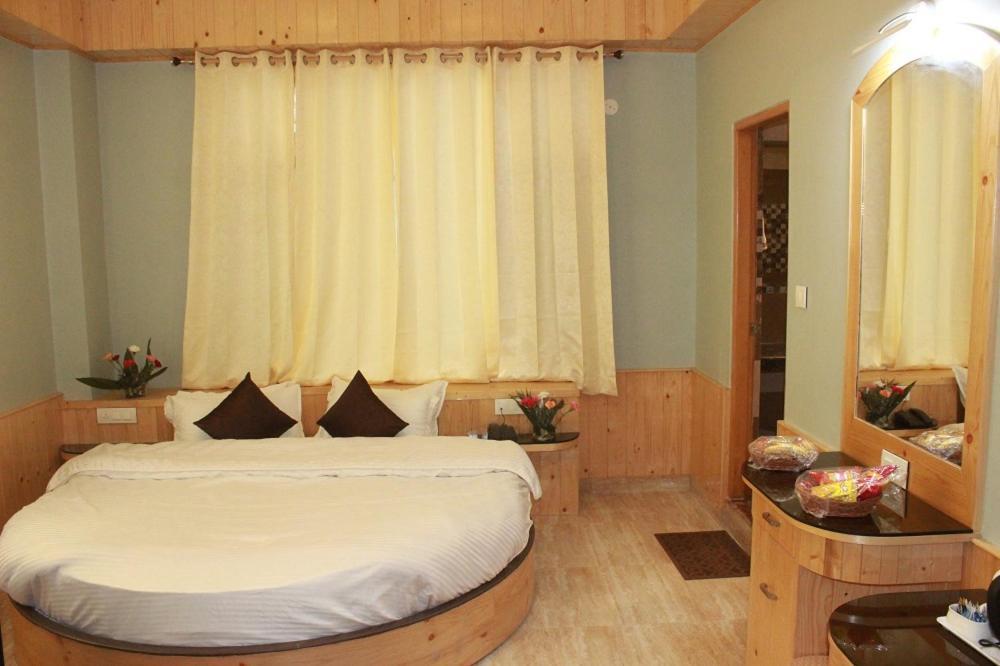 Hotel Bodh International Manali  Exterior photo